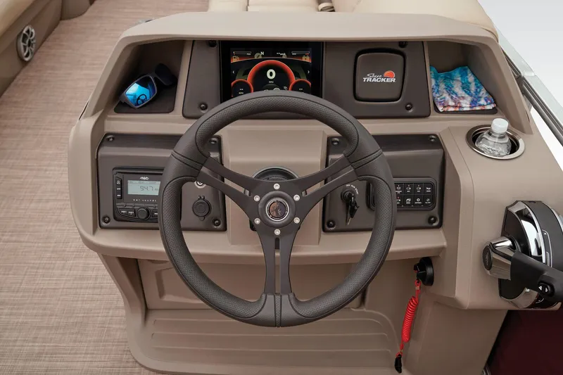 Slide: The Image of Sun Tracker Party Barge 24 DLX 2024 - 31