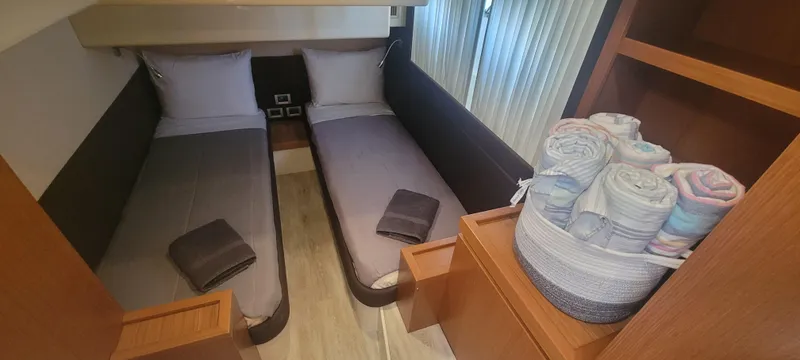 Slide: The Image of Ferretti Yachts 470 2009 - 69