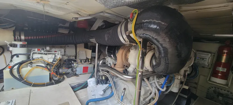 Slide: The Image of Ferretti Yachts 470 2009 - 89