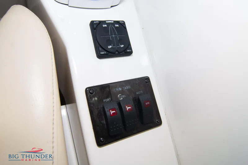 Slide: The Image of Control panel of a 2012 Sea Ray 410 Sundancer boat. - 36