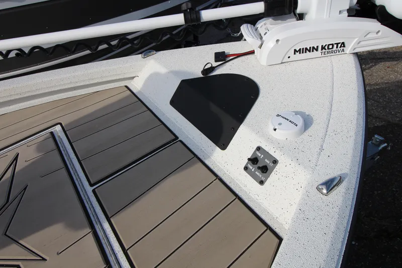 Slide: The Image of 2023 Vexus AVX 2180 CC boat deck with Minn Kota Terrova trolling motor. - 17