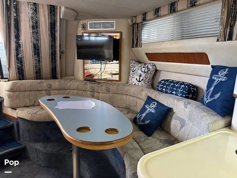 Slide: The Image of 1992 Sea Ray 350 Express Bridge for sale in Norman, OK - 28