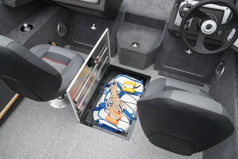 Slide: The Image of Tracker Pro Guide V-175 Combo - 25