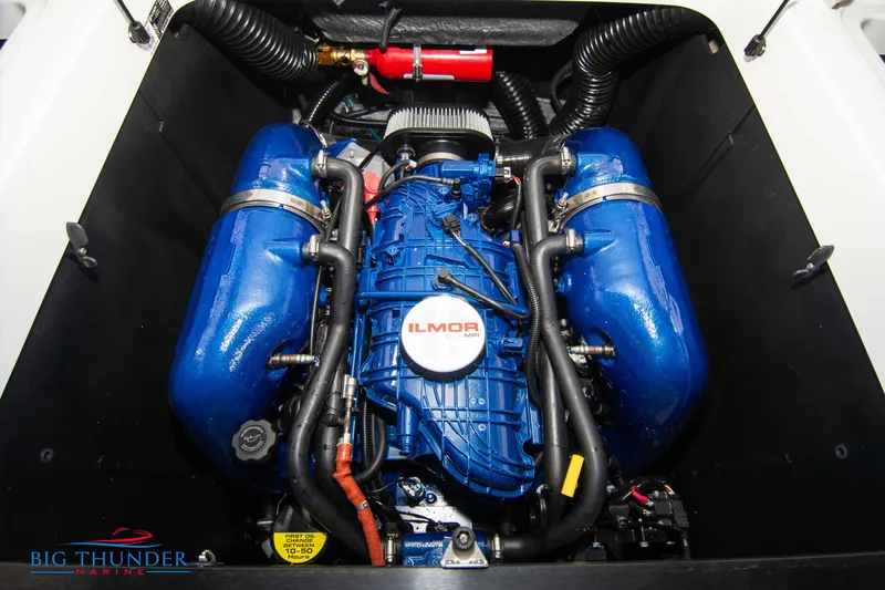 Slide: The Image of MasterCraft XT24 2024 - 51