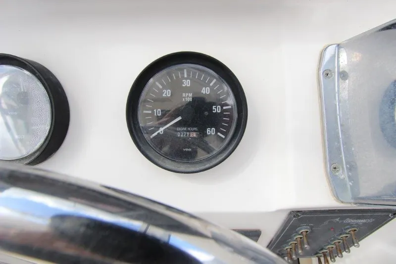 Slide: The Image of Albemarle 247 Express 1999 - 12