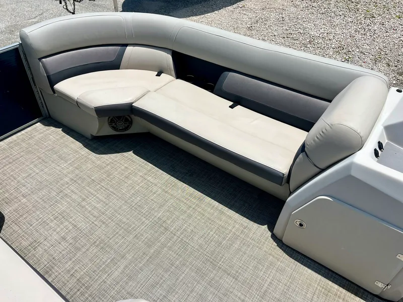 Slide: The Image of Harris 230 cruiser Harris #9 2023 - 8