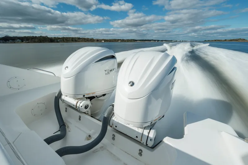 Slide: The Image of Pursuit S 328 Sport 2022 - 51