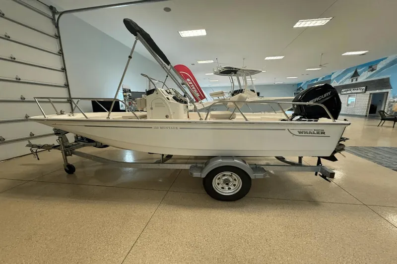 Slide: The Image of Boston Whaler 150 Montauk 2024 - 4