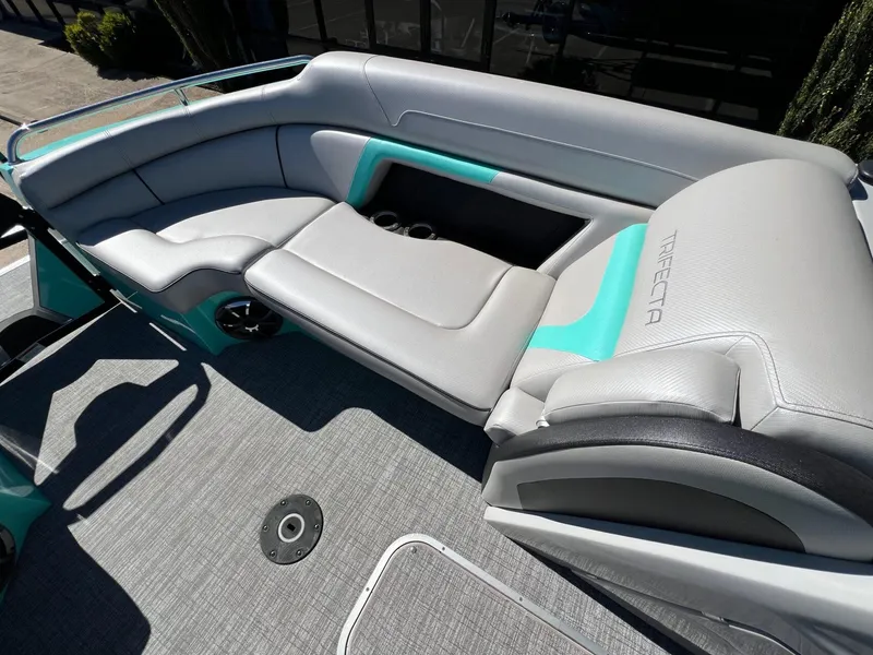 Slide: The Image of Trifecta 25 SPORT RF9 DC ARCH 2023 - 10