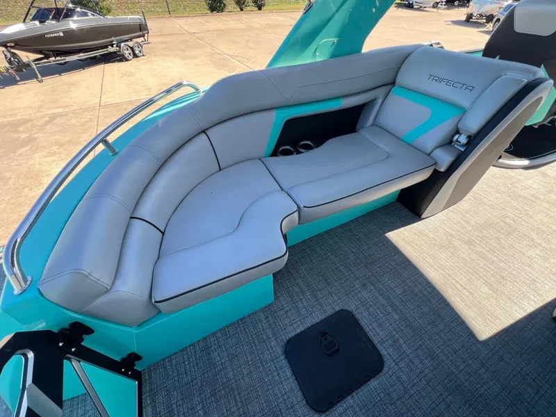 Slide: The Image of Trifecta 25 SPORT RF9 DC ARCH 2023 - 15