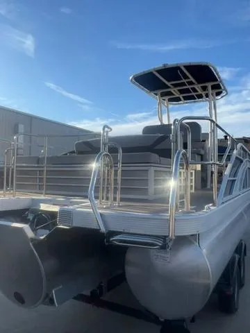 Slide: The Image of Bennington 23SXCCTTST 2022 - 3