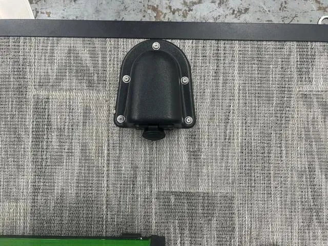 Slide: The Image of Qwest 816 E-Class Lanai Fish LT 2023 - 15