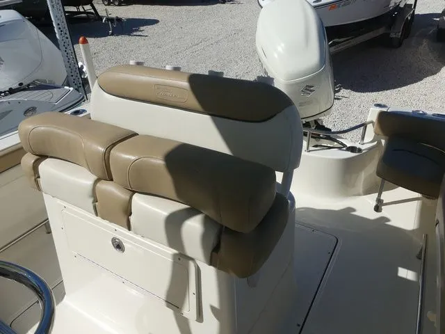 Slide: The Image of Pioneer 222 Sportfish 2018 - 9