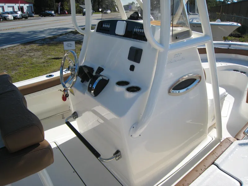 Slide: The Image of Pioneer 222 Islander 2024 - 13