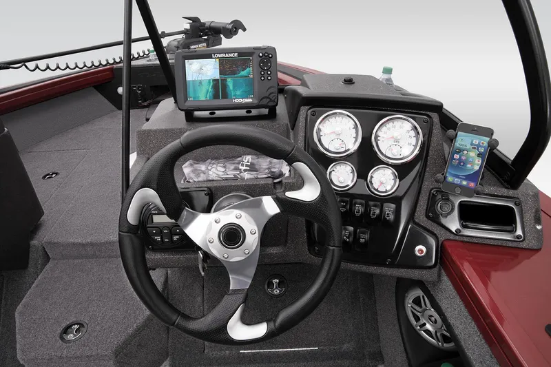Slide: The Image of Tracker Targa V-18 WT 2024 - 40