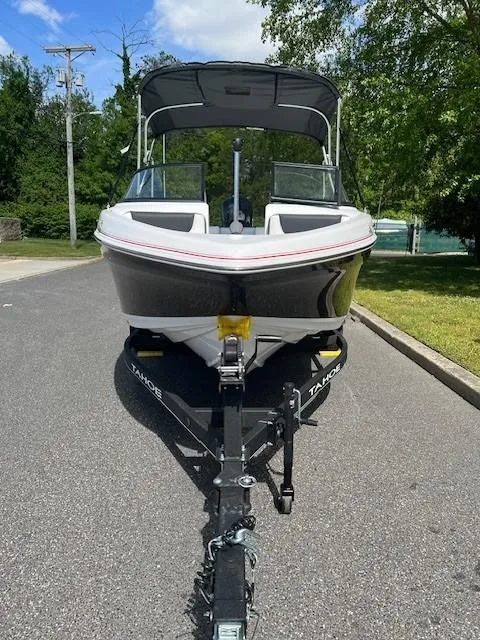 Slide: The Image of 2024 Tahoe 185 S boat on trailer, front view. - 4