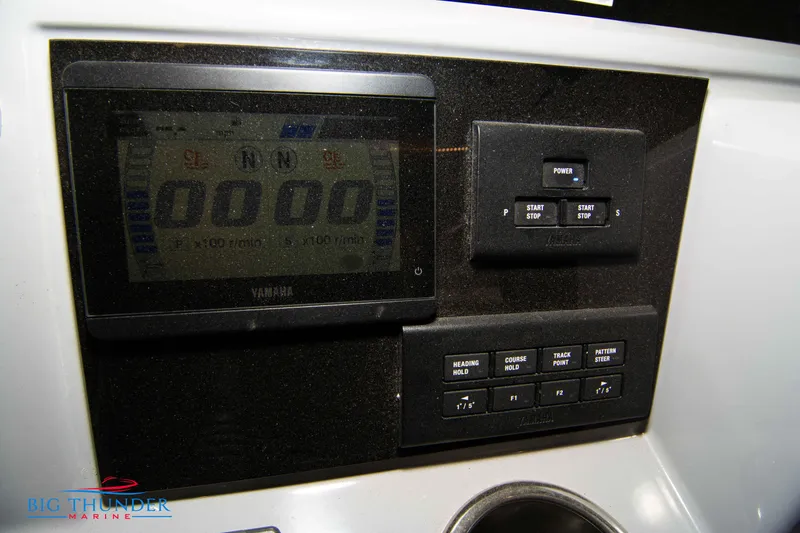 Slide: The Image of Control panel of 2024 Jeanneau Leader 10.5 WA boat with Yamaha display. - 38