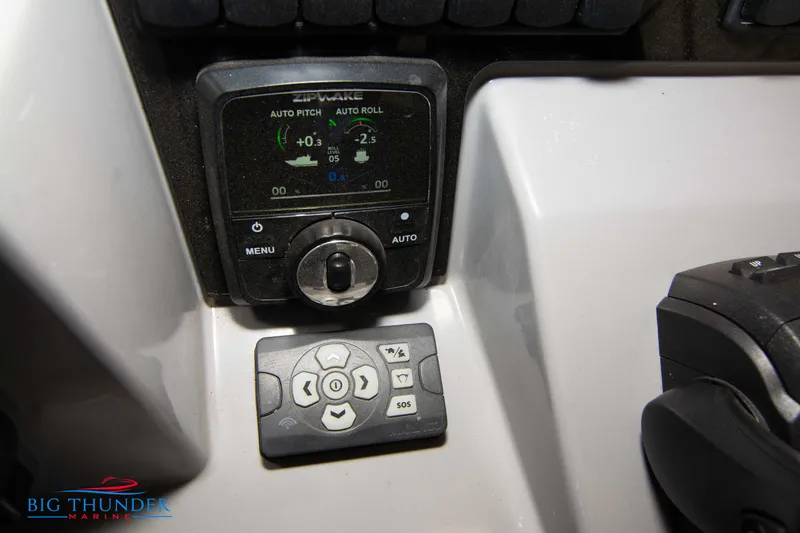 Slide: The Image of Control panel of 2024 Jeanneau Leader 10.5 WA boat. - 40