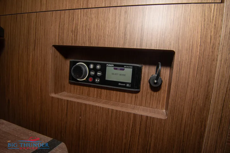 Slide: The Image of Jeanneau Leader 10.5 WA 2024 - 69