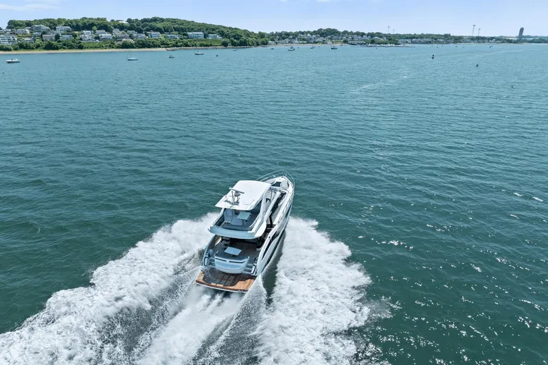 Slide: The Image of Galeon 500 Fly 2024 - 79