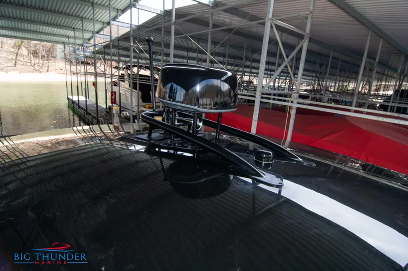 Slide: The Image of Invictus GT370S 2024 - 50