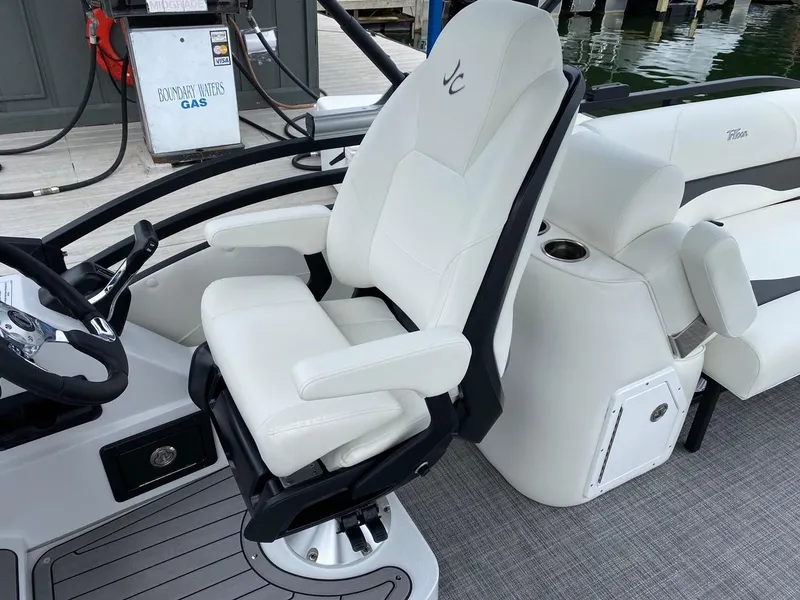 Slide: The Image of 2024 JC Neptoon Sport 23TT DSL boat captain's chair and console. - 16