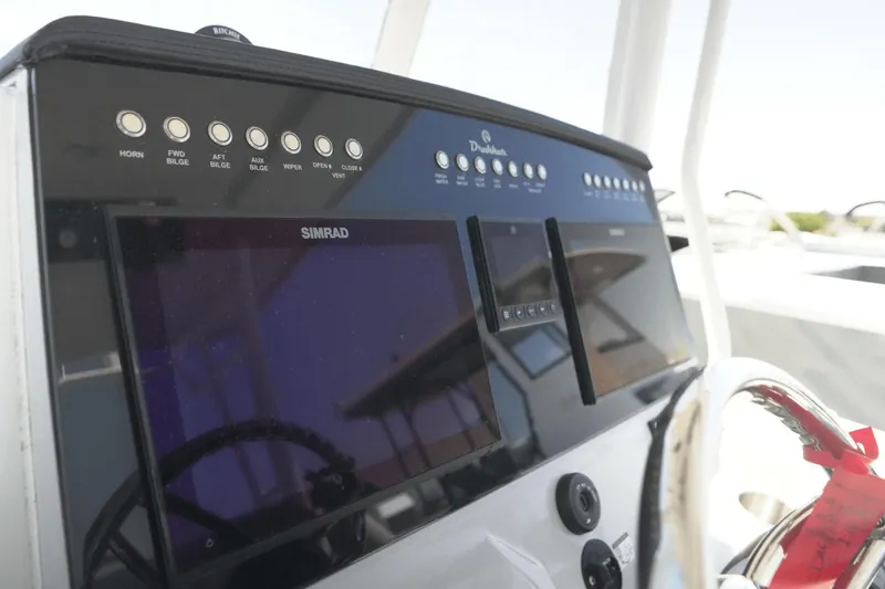 Slide: The Image of Drakkar 280 2022 - 12