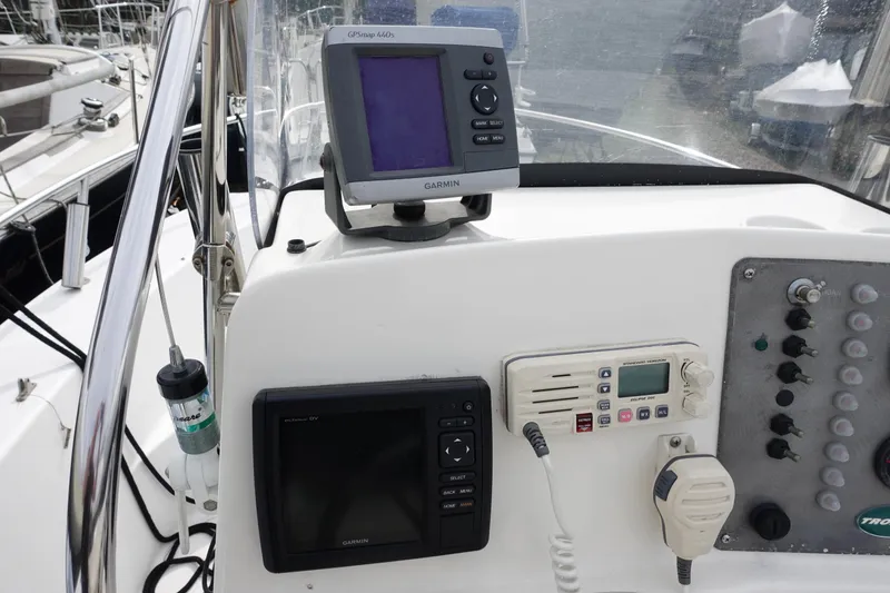 Slide: The Image of Center console of 2008 Trophy 1903 boat with navigation and communication equipment. - 8