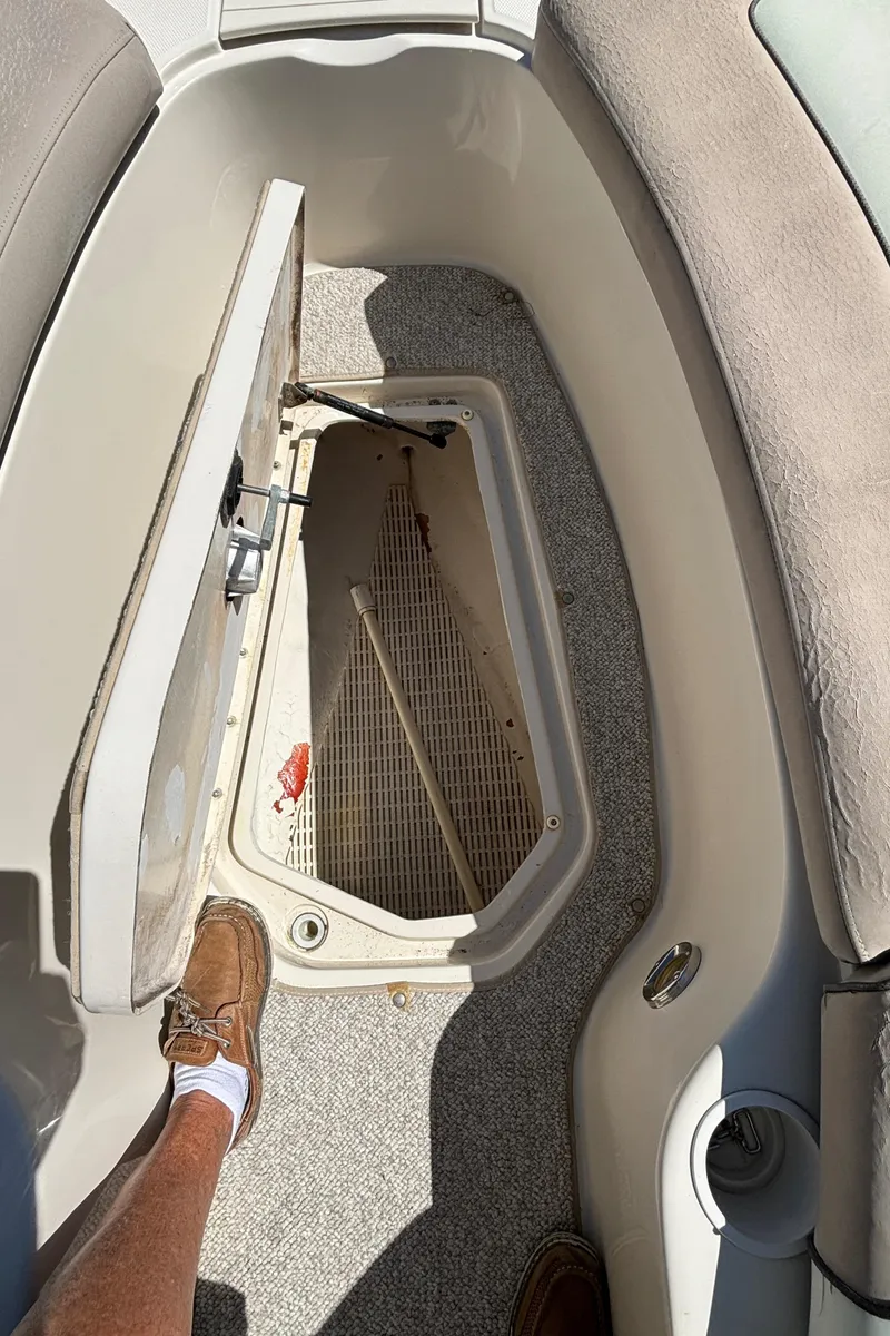 Slide: The Image of Storage in floor bow rider area - 25