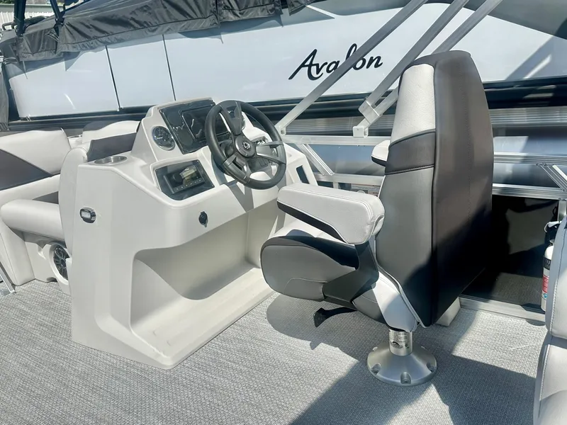 Slide: The Image of Avalon 15' Electric Venture Cruise w/ 6.0 Torqueedo! 2024 - 6