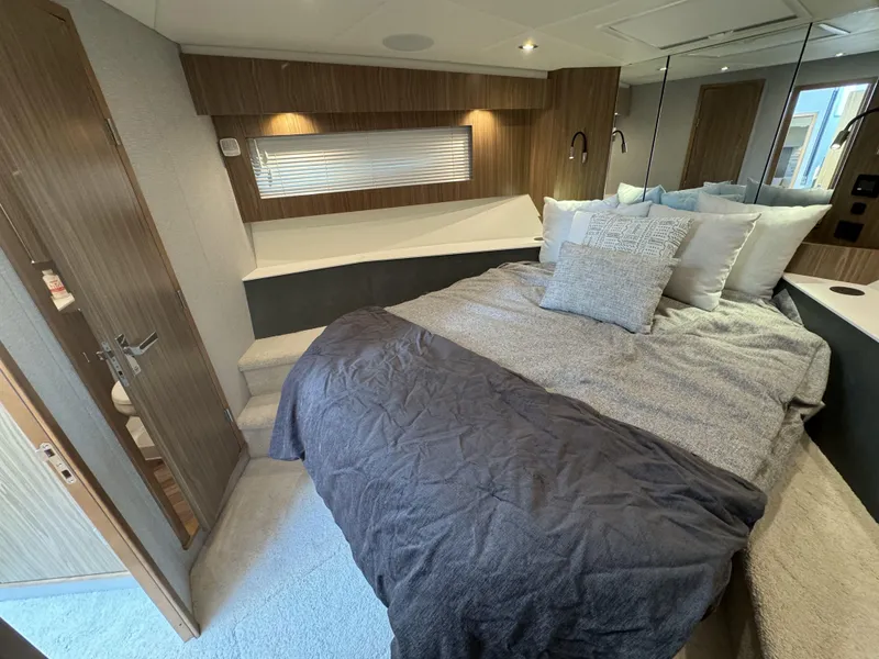 Slide: The Image of Image 25 - 25