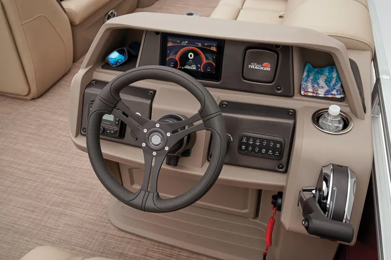 Slide: The Image of Sun Tracker Party Barge 24 DLX 2024 - 42