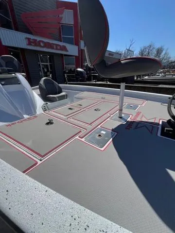 Slide: The Image of Xpress H17C 2024 - 3