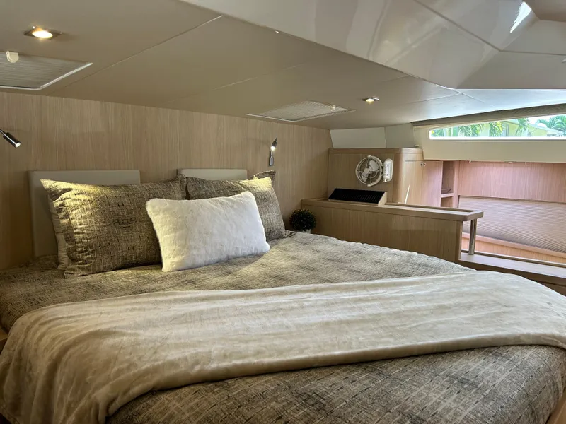 Slide: The Image of Aquila 44 Yacht 2020 - 60