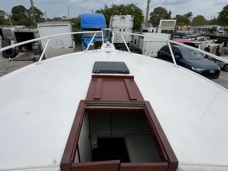 Slide: The Image of Stuart Angler 32 Center Console/Cutty 2000 - 53