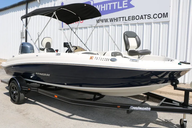 Slide: The Image of Stingray 182 SC 2017 - 4