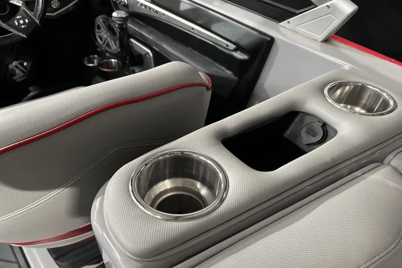 Slide: The Image of Supra SE 2016 - 23