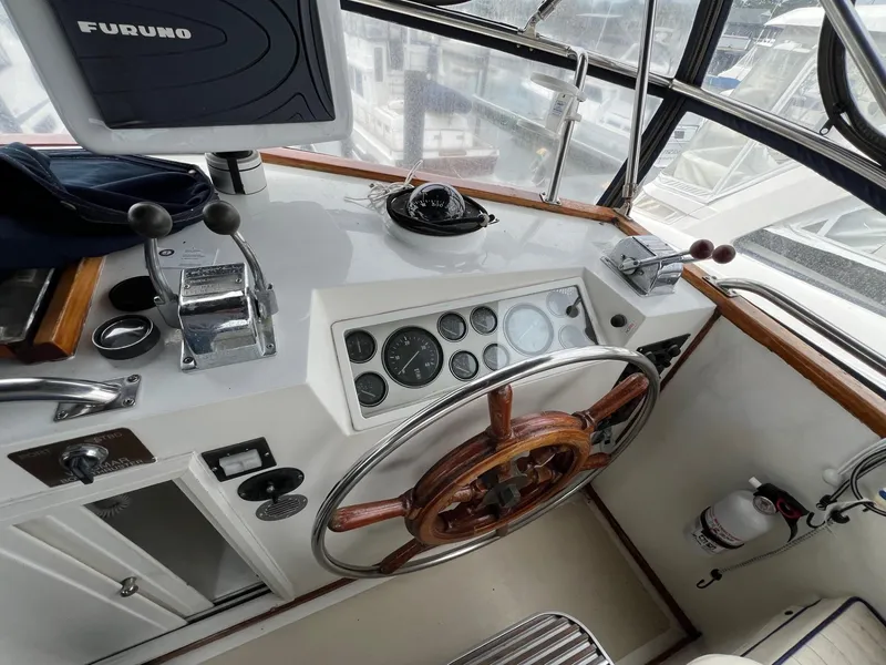 Slide: The Image of Grand Banks 49 Classic - 10