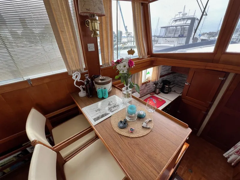 Slide: The Image of Grand Banks 49 Classic - 18