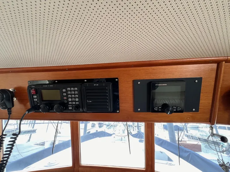 Slide: The Image of Grand Banks 49 Classic - 21