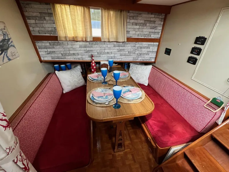 Slide: The Image of Grand Banks 49 Classic - 26