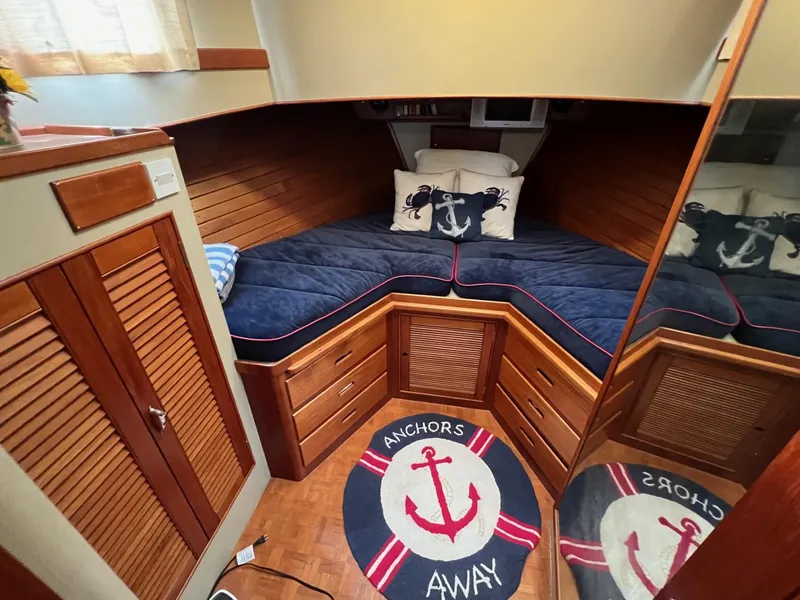 Slide: The Image of Grand Banks 49 Classic - 36