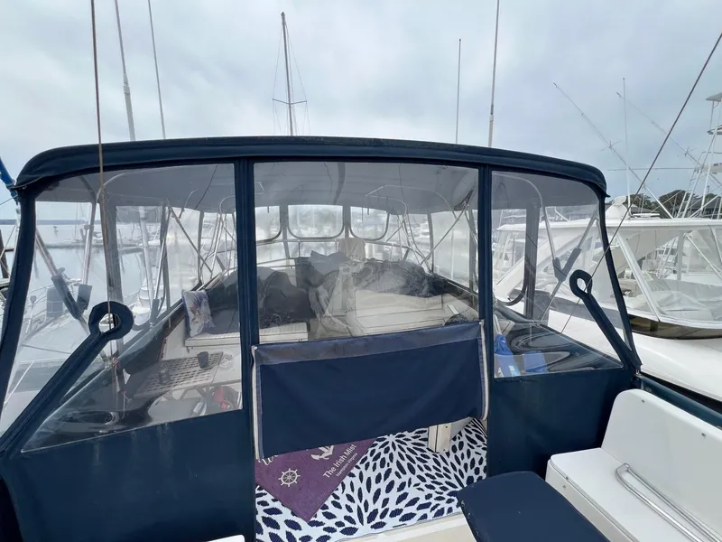 Slide: The Image of Grand Banks 49 Classic - 7