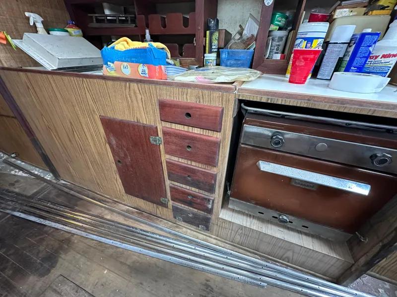 Slide: The Image of 1966 Pearson Vanguard 32' - 11