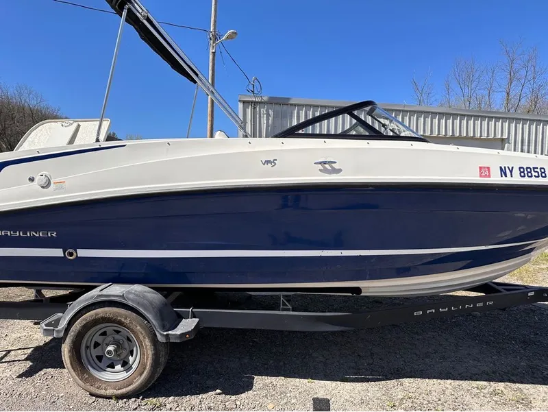 Slide: The Image of Bayliner VR5 Bowrider 2019 - 2