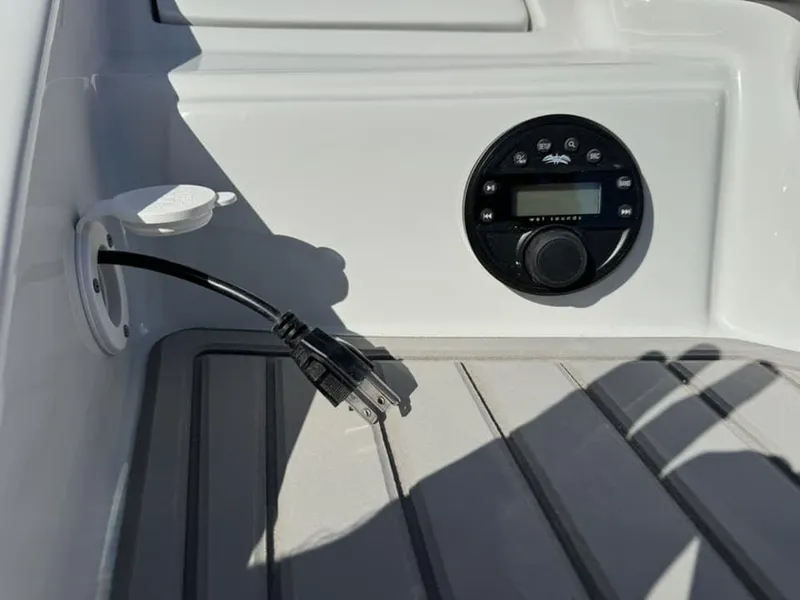 Slide: The Image of Crownline Boats 290 SS 2024 - 25