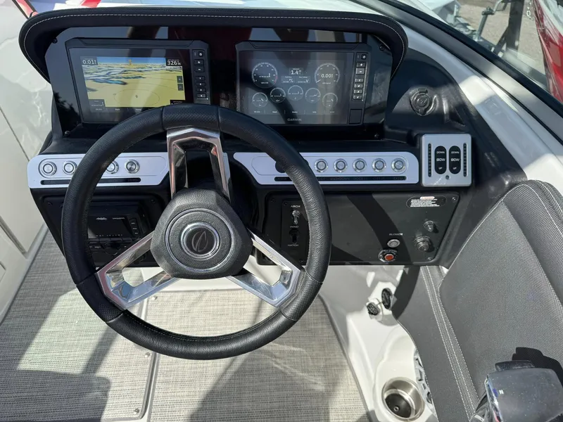 Slide: The Image of Crownline Boats 290 SS 2024 - 30