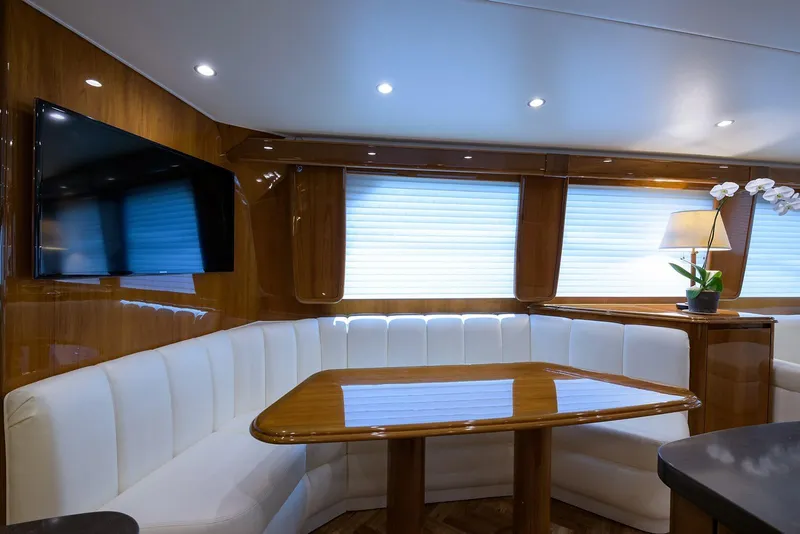 Slide: The Image of Dinette - 12