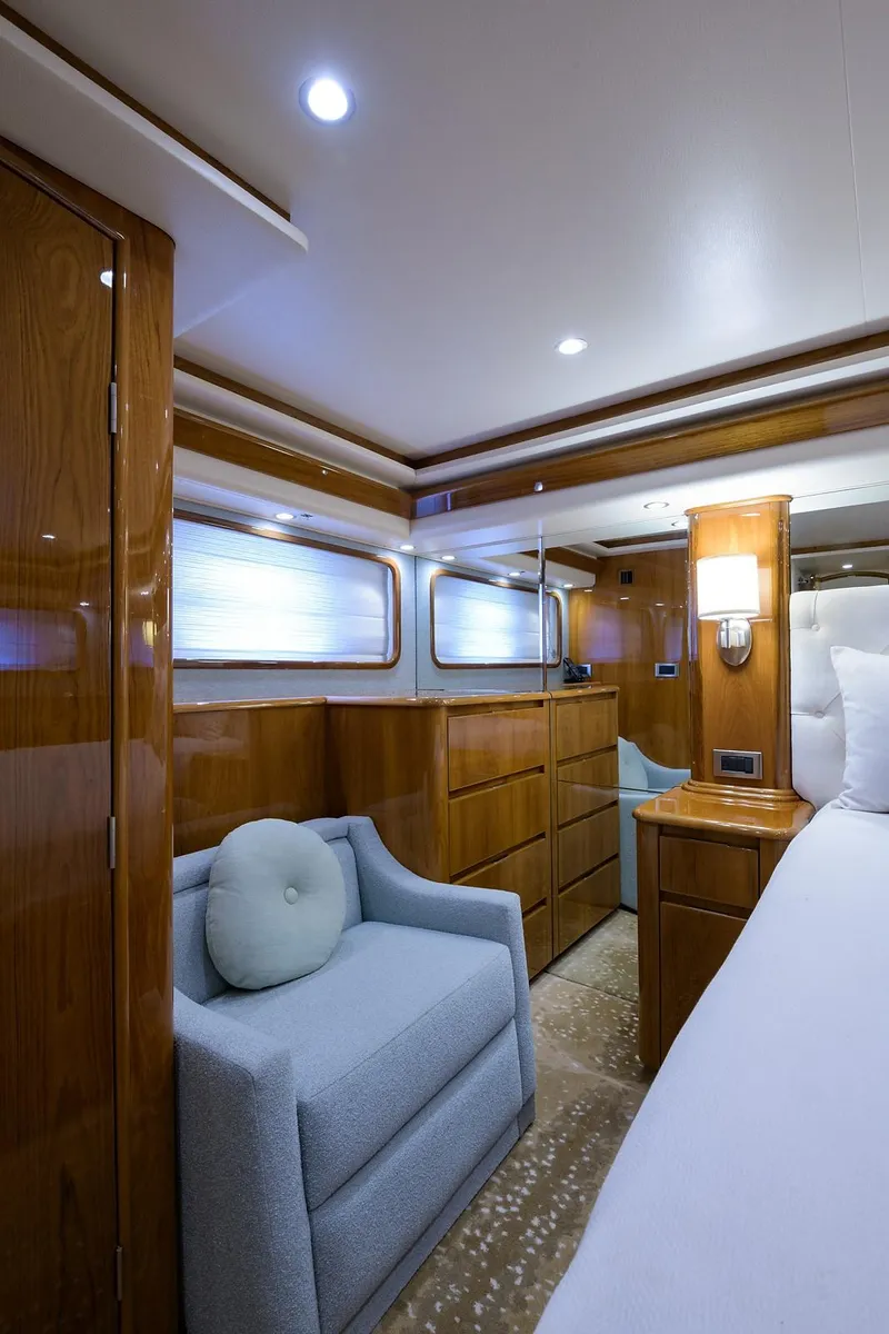 Slide: The Image of Master Stateroom - 22