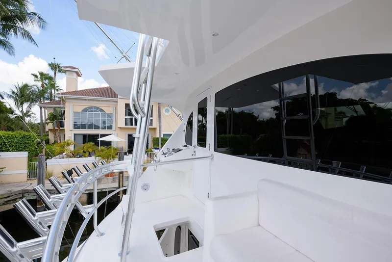Slide: The Image of Enclosed Flybridge Aft Deck - 48